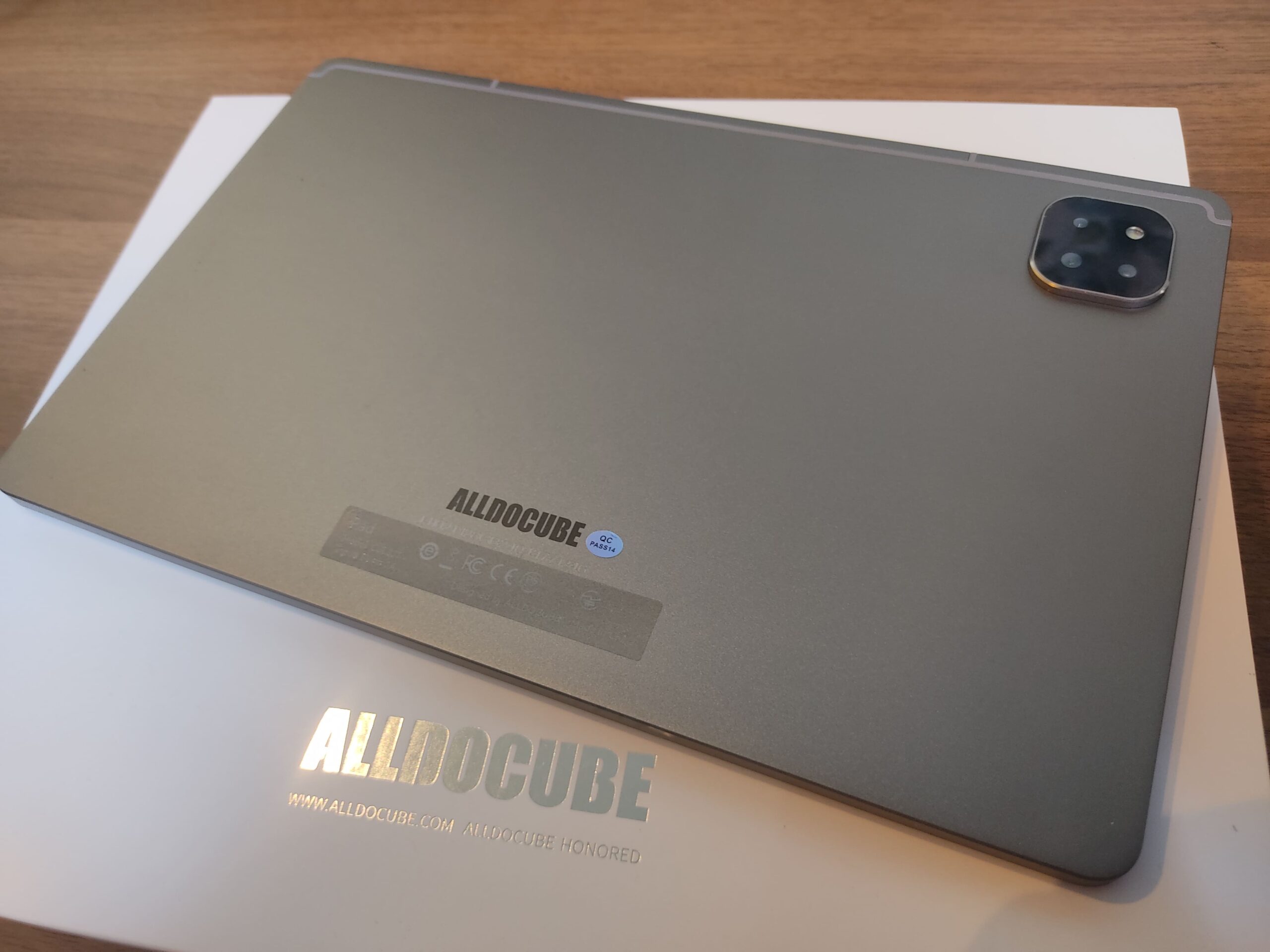 【iPad高すぎる問題】ALLDOCUBE iPlay 60S タブレットがおすすめ 